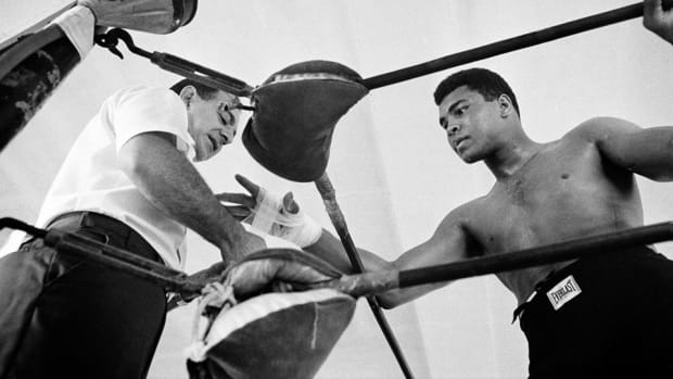 ali-dundee.jpg